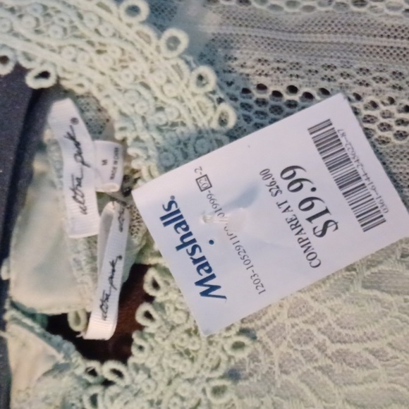 NWT ULTRA PINK BRAND, NWT WOMENS BLOUSE,LONG, SLEEVE, MINT GREEN. SIZE MEDIU… - Picture 6 of 7